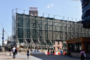 Довоєнний будинок на Либідській площі опинився у небезпеці Довоєнний будинок на Либідській площі опинився у небезпеці