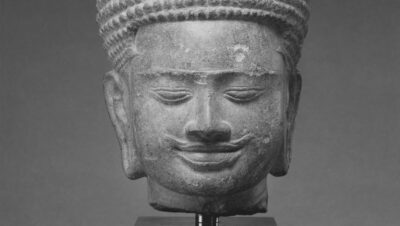 Музей Метрополітен перевірить походження десятків артефактів з колекції через тиск Камбоджі