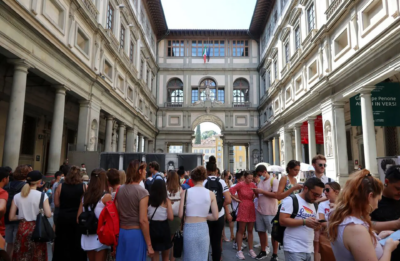 Музеї Італії планують припинити продаж квитків на виставки