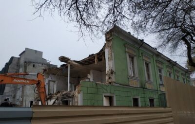 У центрі Одеси заради нового ЖК знесли будівлю ХІХ століття