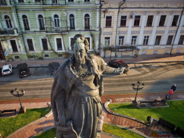 Одеські активісти хочуть демонтувати монументи Катерині II та Суворову