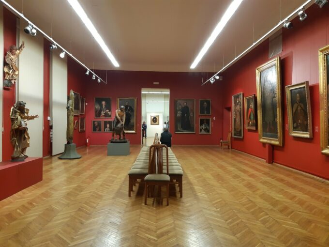 Національний художній музей України