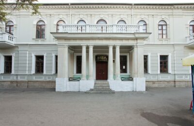рф може пограбувати музеї на тимчасово окупованих територіях України під приводом «евакуації»