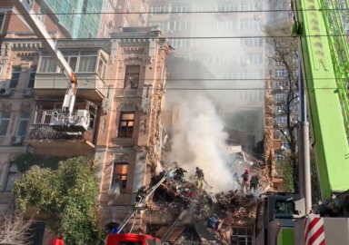 В Києві окупанти рф зруйнували історичний будинок