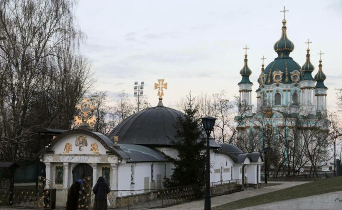 Каплиця УПЦ МП Десятинного чоловічого монастиря на території Національного музею історії України @otkachenkokyiv