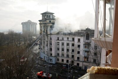 Унаслідок російської атаки пошкоджені історичний будинок та «Я Галерея» у Києві