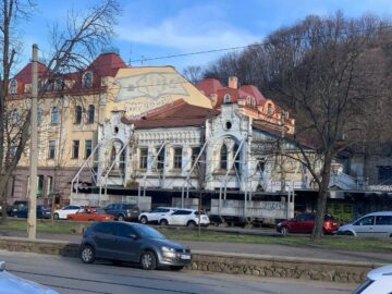 Київ підтримав петицію про збереження садиби Ницке на Подолі Київ підтримав петицію про збереження садиби Ницке на Подолі