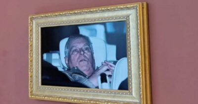 У Луврі з’явилося фото принца Ендрю після арешту